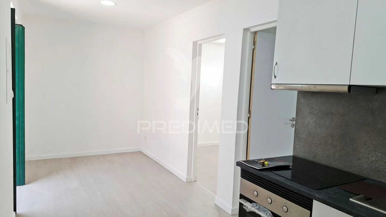 Moradia T2 para Venda em Odivelas Foto 13