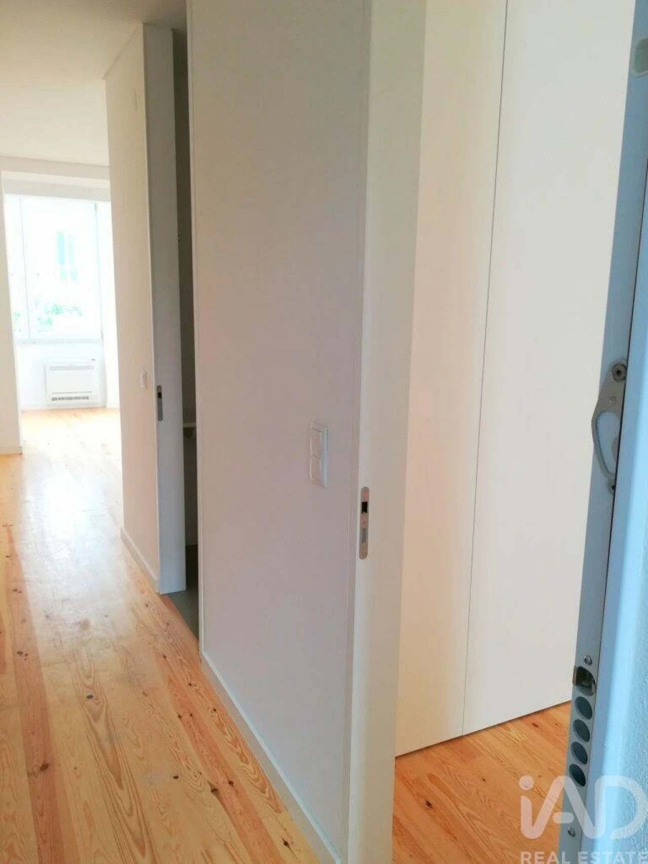 Apartamento T1 para Arrendamento em Campo de Ourique Foto 10