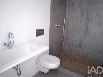 Apartamento T1 para Arrendamento em Campo de Ourique