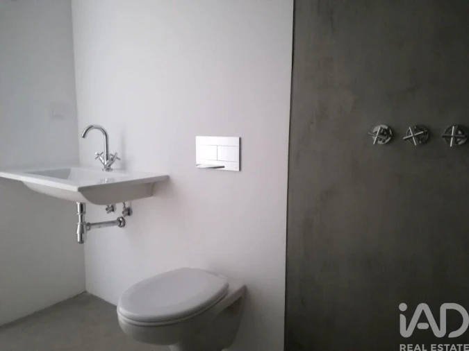 Apartamento T1 para Arrendamento em Campo de Ourique Foto 22