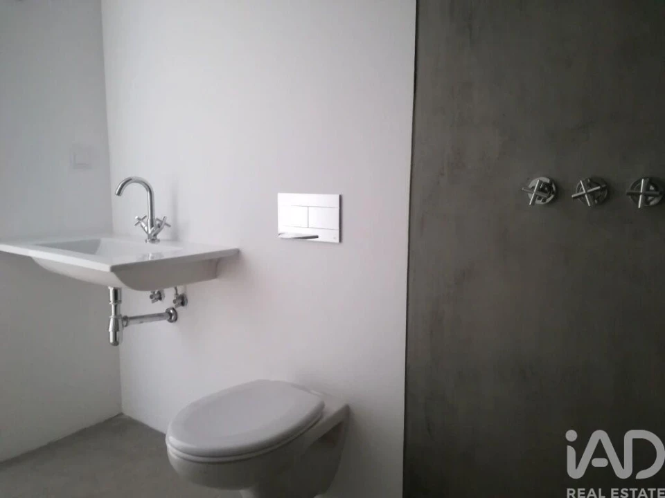 Apartamento T1 para Arrendamento em Campo de Ourique Foto 22