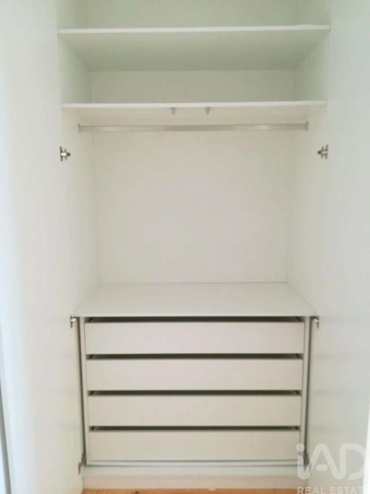 Apartamento T1 para Arrendamento em Campo de Ourique Foto 13