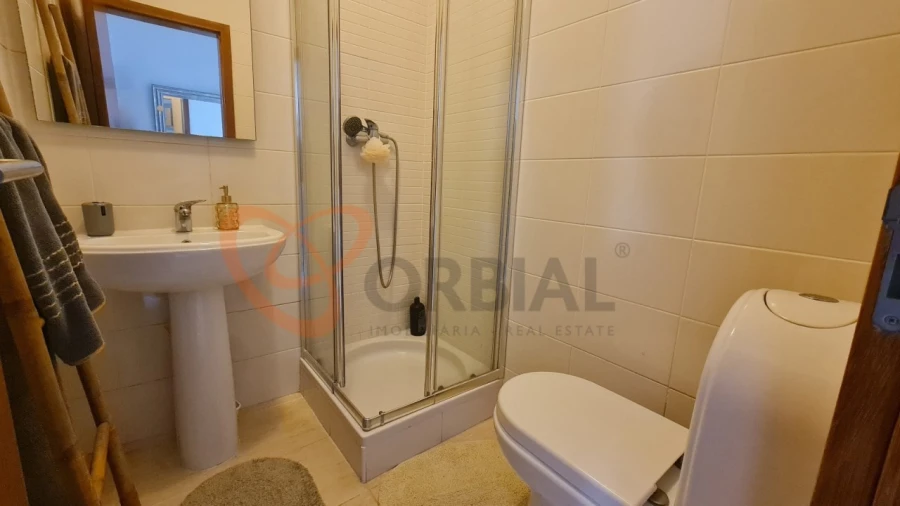 Apartamento T2 para Venda em Guia Foto 10