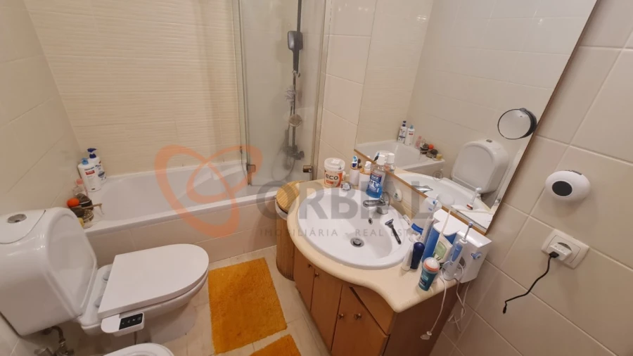 Apartamento T2 para Venda em Guia Foto 12
