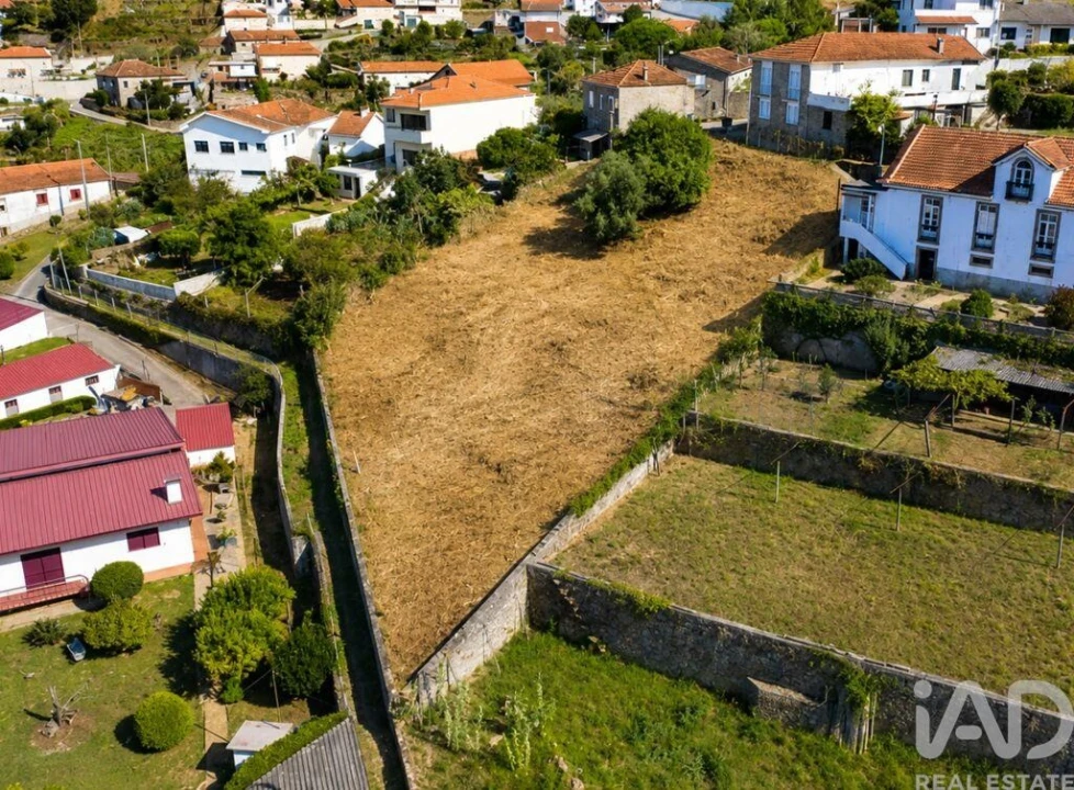 Terreno para Venda em Gondomar (São Cosme), Valbom e Jovim Foto 1