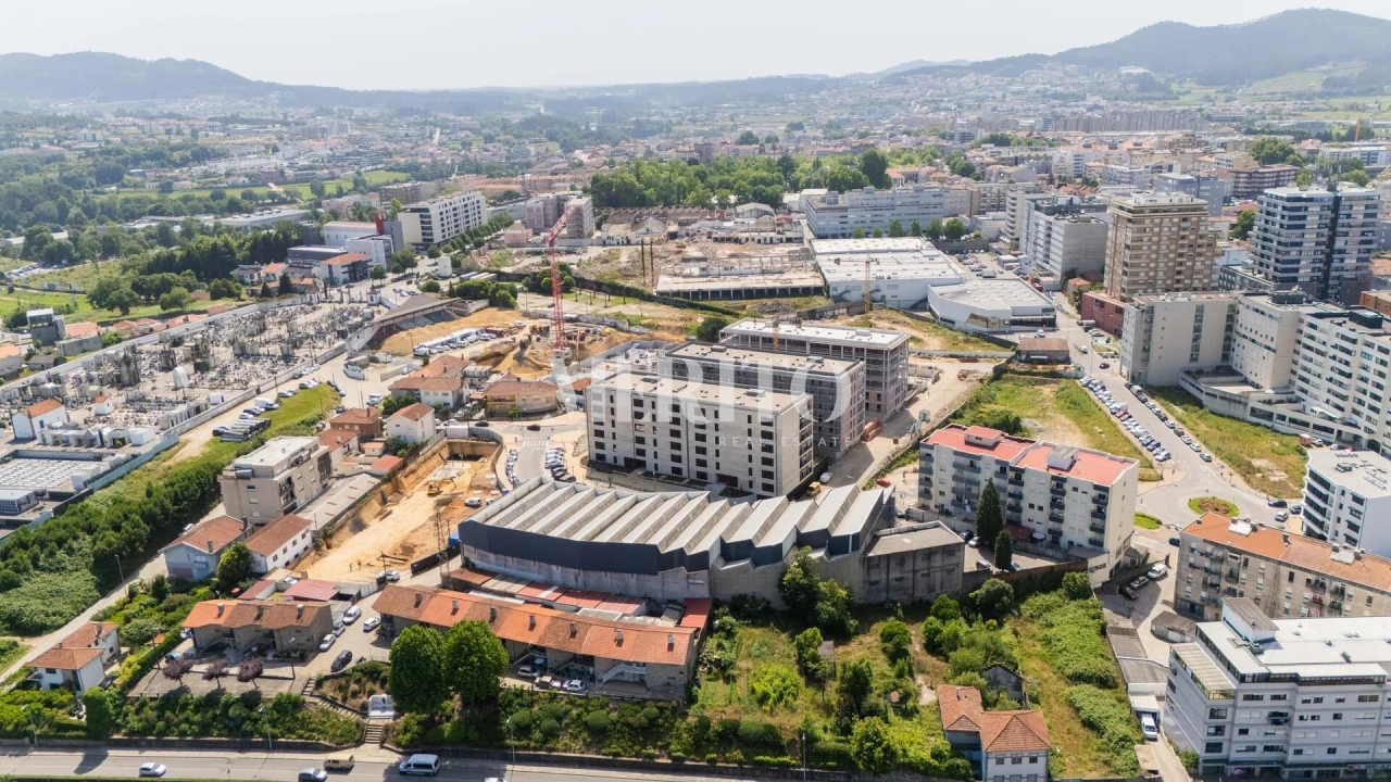 Apartamento T1 para Venda em Arcozelo Foto 15