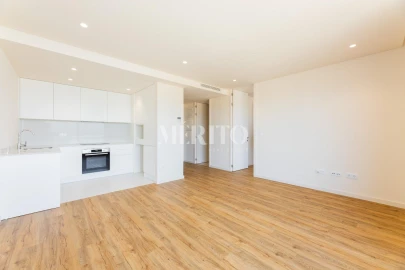 Apartamento T1 para Venda em Arcozelo