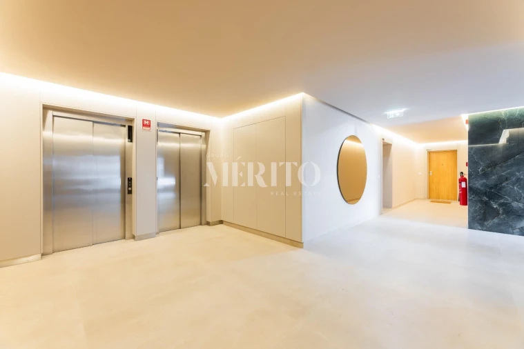 Apartamento T1 para Venda em Arcozelo Foto 13