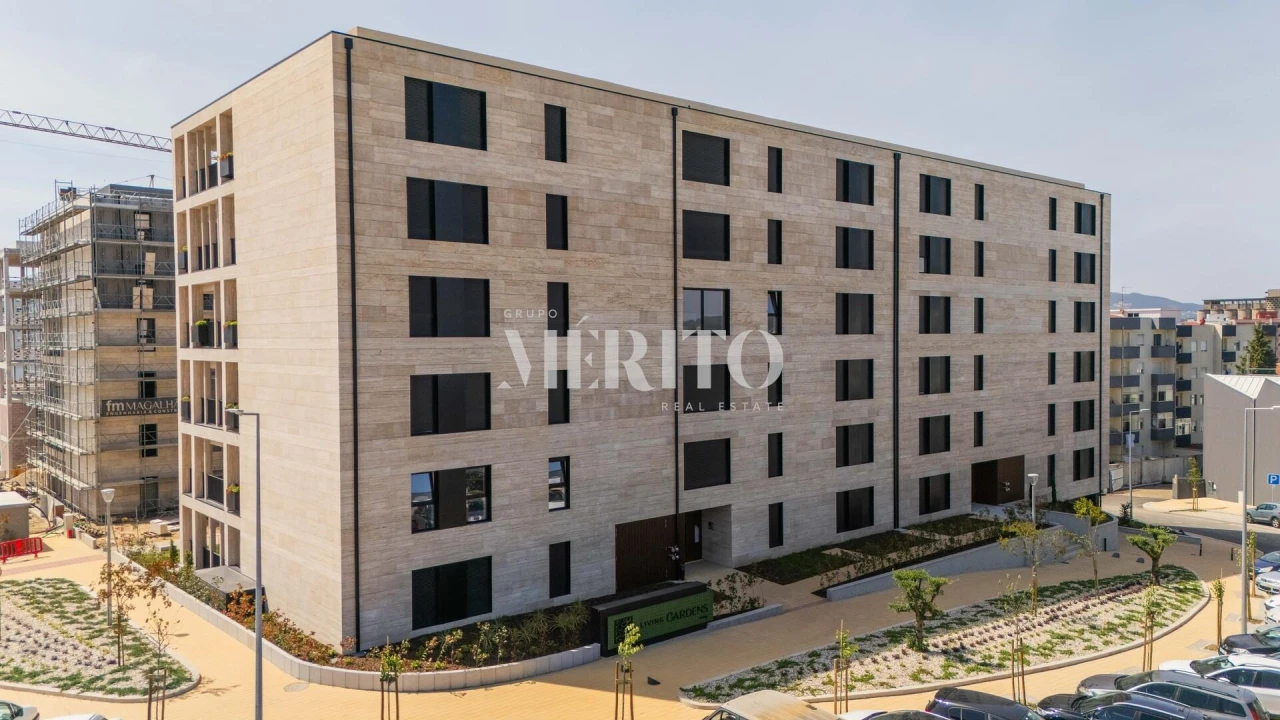 Apartamento T1 para Venda em Arcozelo Foto 1