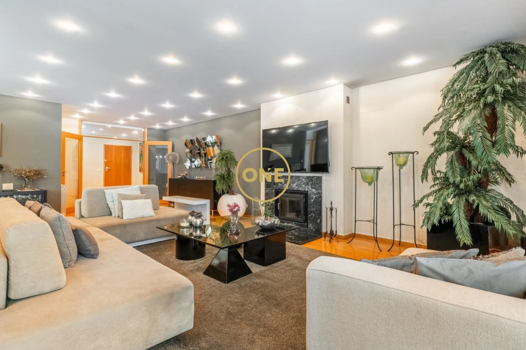Apartamento T5 para Venda em Santo Tirso, Couto (Santa Cristina e São Miguel) e Burgães Foto 25