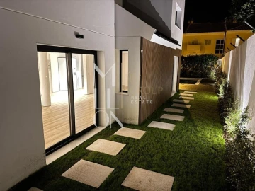Moradia T5 para Venda em Cascais e Estoril