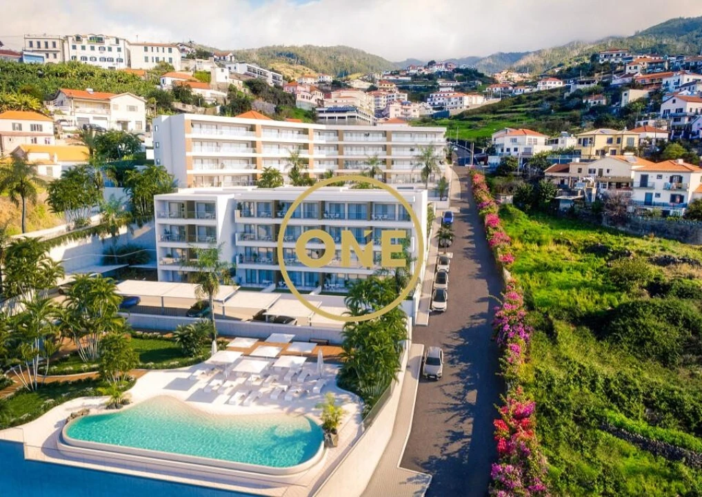 Apartamento T1 para Venda em Arco da Calheta Foto 31