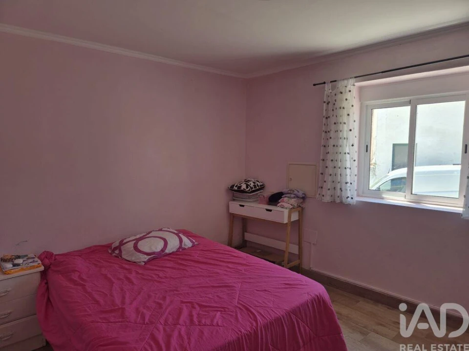 Moradia T3 para Venda em Nossa Senhora da Graça dos Degolados Foto 4