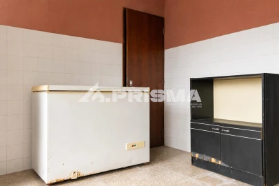 Moradia T4 para Venda em Perais