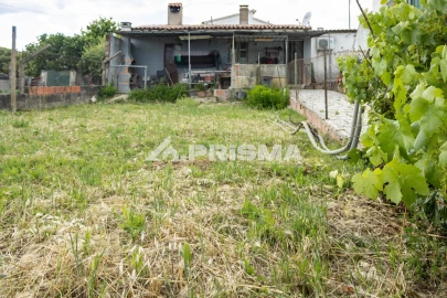 Moradia T4 para Venda em Perais