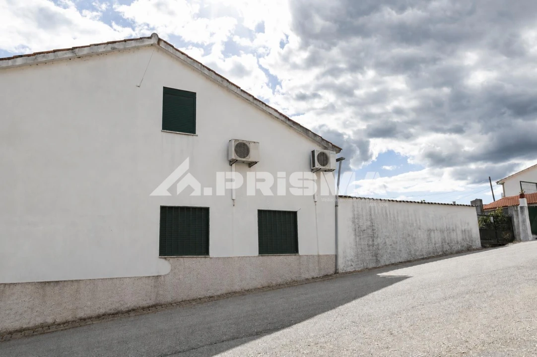 Moradia T4 para Venda em Perais Foto 42