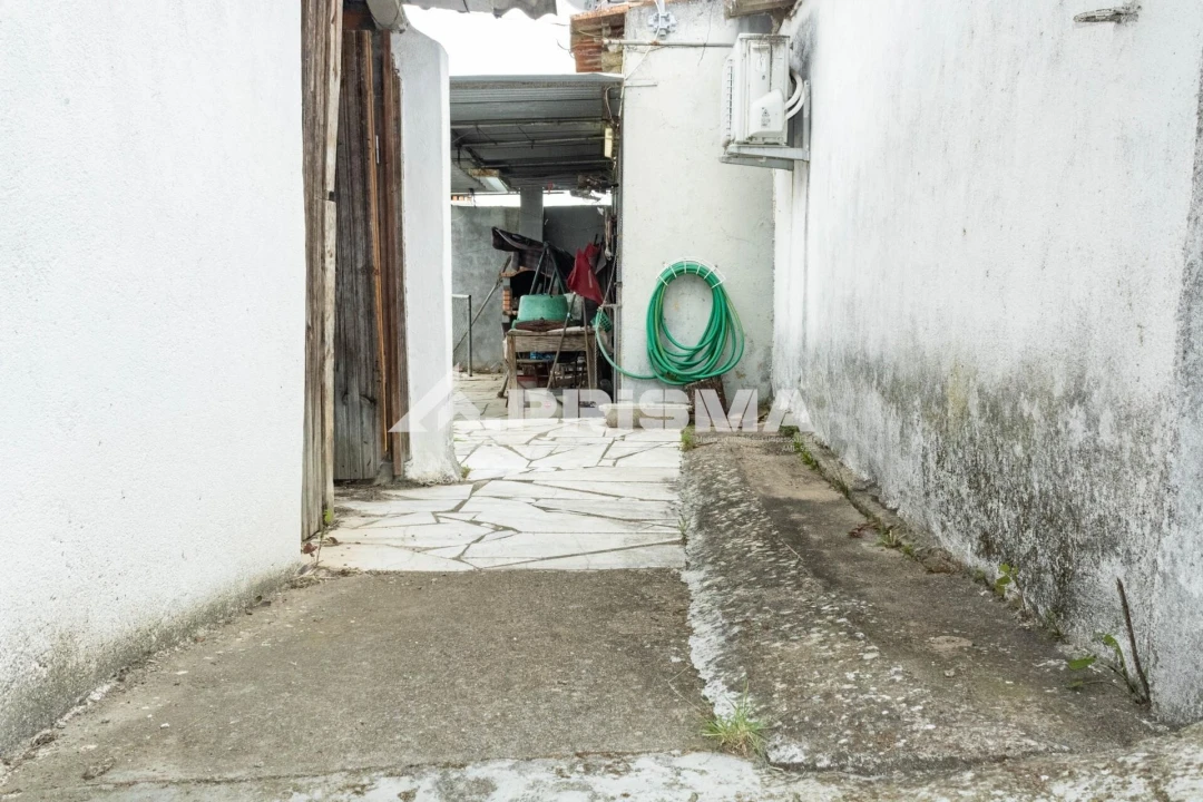 Moradia T4 para Venda em Perais Foto 32