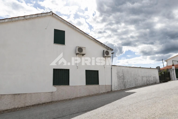 Moradia T4 para Venda em Perais Foto 42