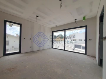 Moradia T3 para Venda em O. Azeméis, Riba-Ul, Ul, Macinhata Seixa, Madail