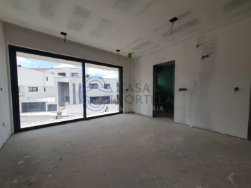 Moradia T3 para Venda em O. Azeméis, Riba-Ul, Ul, Macinhata Seixa, Madail