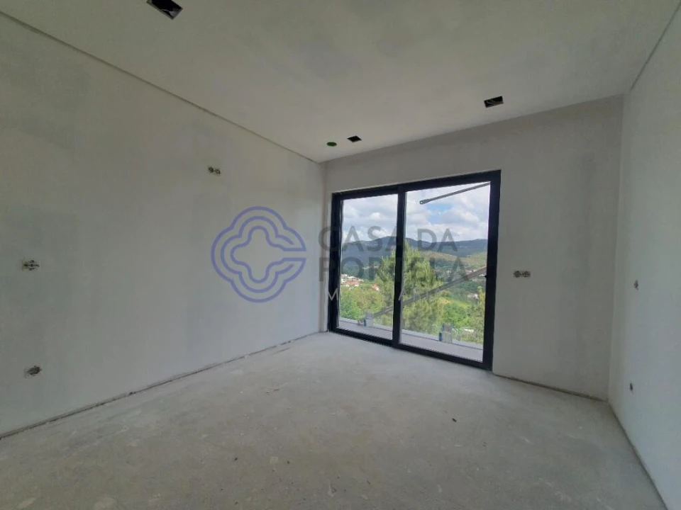 Moradia T3 para Venda em O. Azeméis, Riba-Ul, Ul, Macinhata Seixa, Madail Foto 20