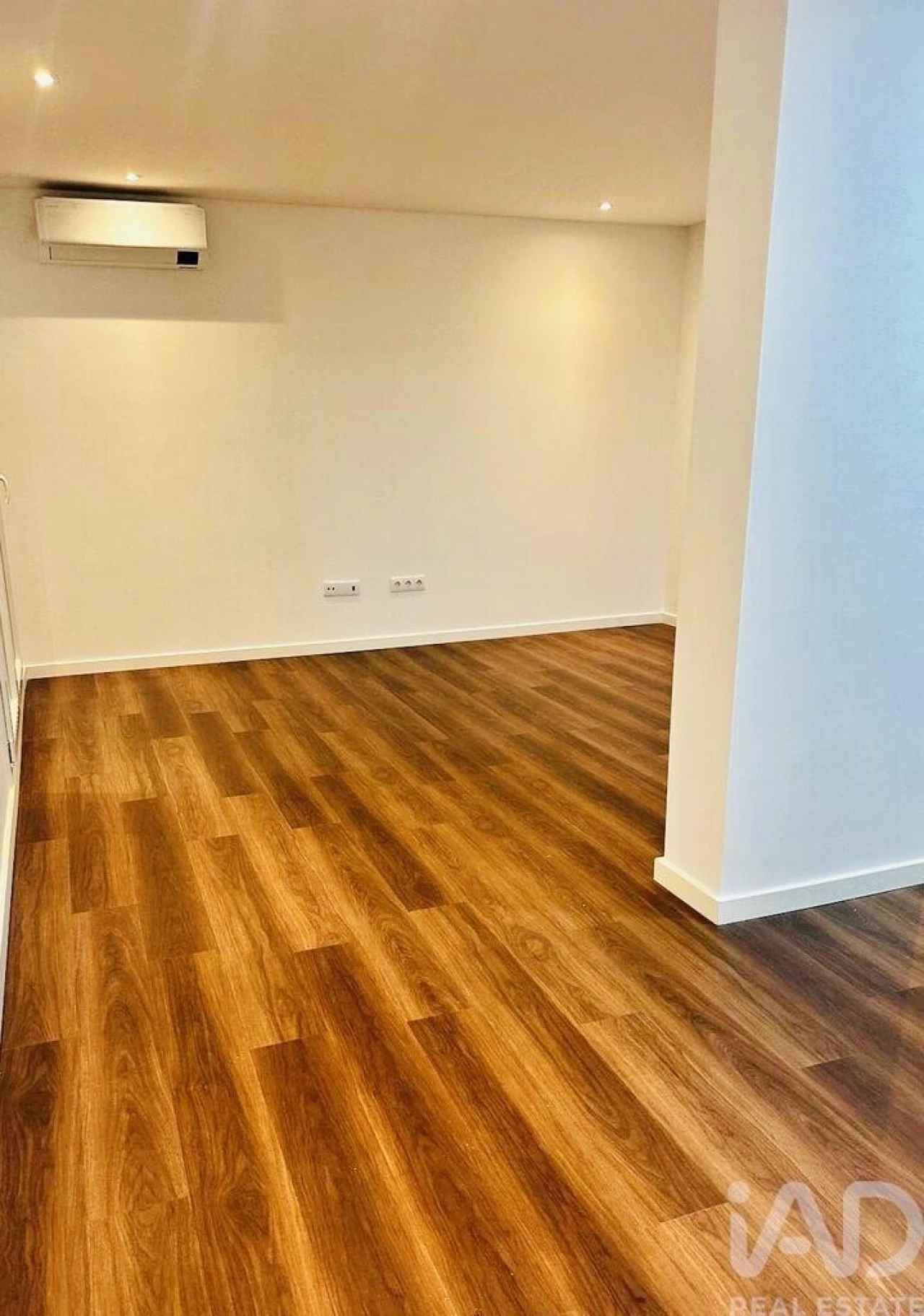 Apartamento T3 para Venda em Almada, Cova da Piedade, Pragal e Cacilhas Foto 4
