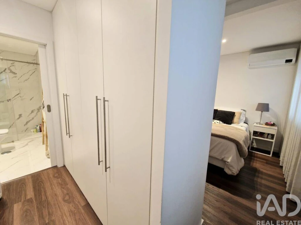 Apartamento T3 para Venda em Almada, Cova da Piedade, Pragal e Cacilhas Foto 15