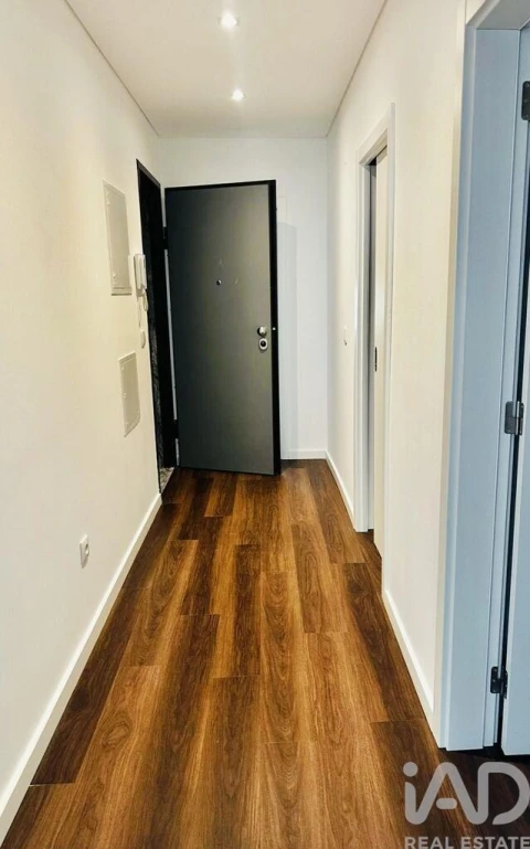 Apartamento T3 para Venda em Almada, Cova da Piedade, Pragal e Cacilhas