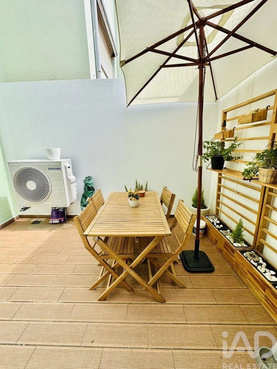 Apartamento T3 para Venda em Almada, Cova da Piedade, Pragal e Cacilhas Foto 9