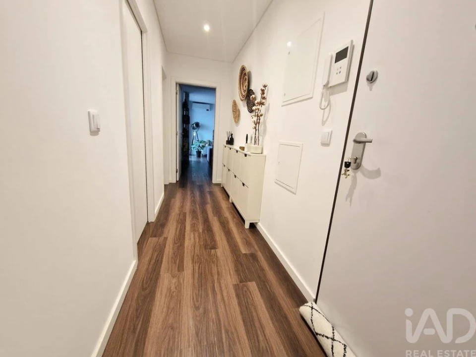 Apartamento T3 para Venda em Almada, Cova da Piedade, Pragal e Cacilhas Foto 17