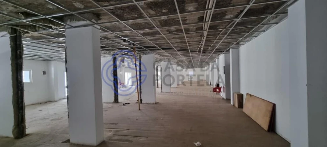 Apartamento T4 para Venda em Cascais e Estoril Foto 28