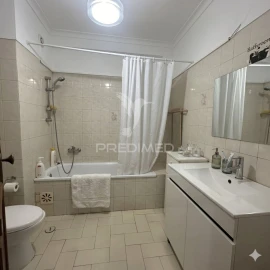 Apartamento T2 para Venda em Algueirão-Mem Martins