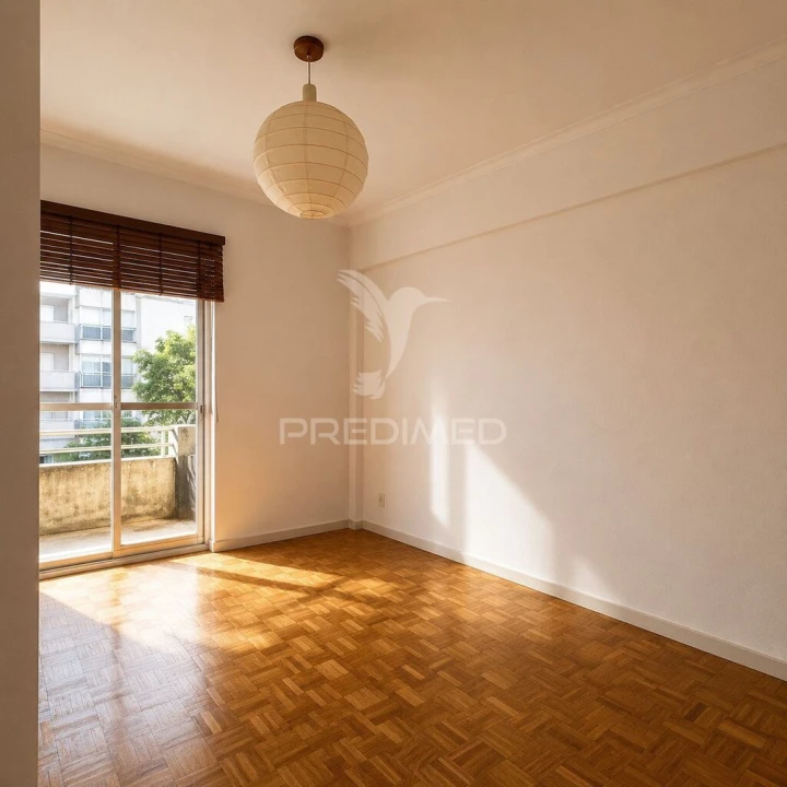 Apartamento T2 para Venda em Algueirão-Mem Martins Foto 1