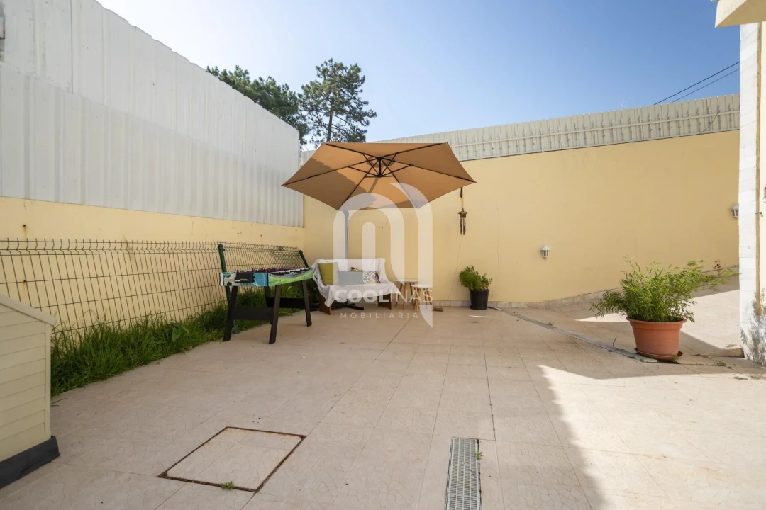 Moradia T4 para Venda em Quinta do Conde Foto 43