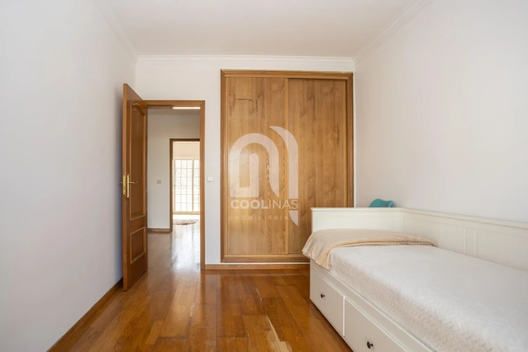 Moradia T4 para Venda em Quinta do Conde Foto 24