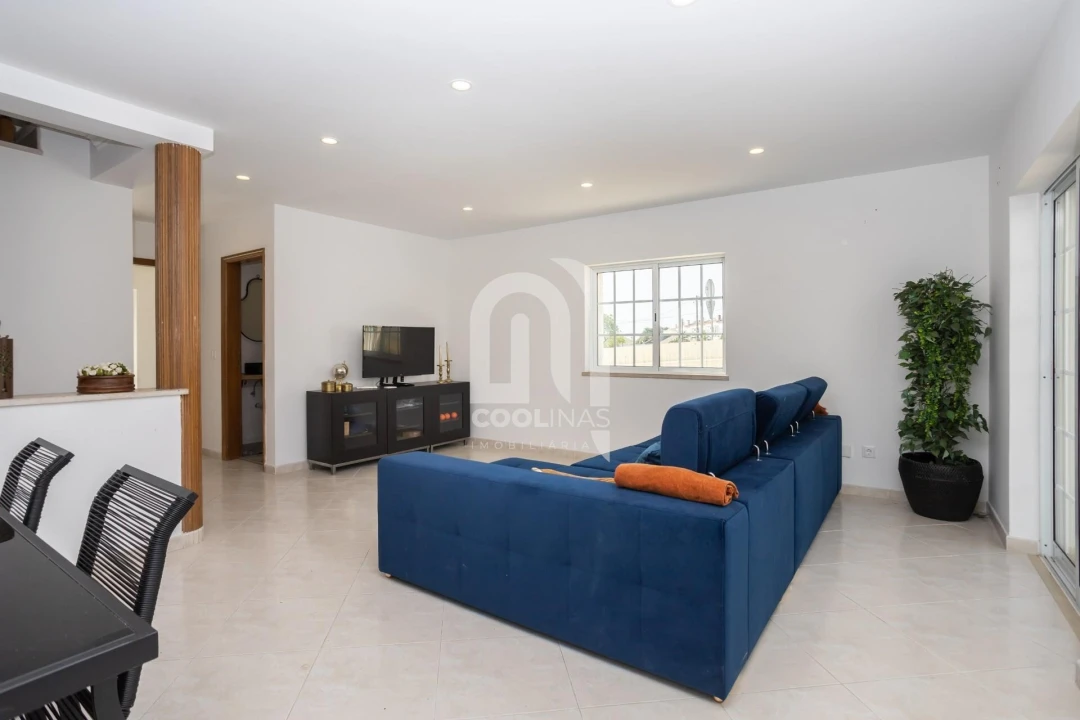 Moradia T4 para Venda em Quinta do Conde Foto 4