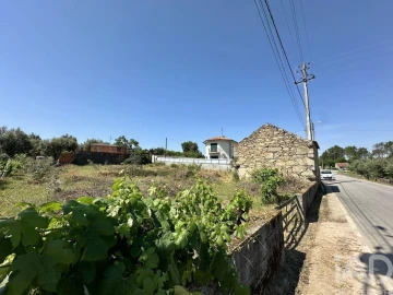 Terreno para Venda em Cunha Baixa