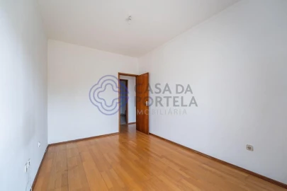 Apartamento T3 para Venda em Póvoa de Varzim, Beiriz e Argivai