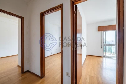 Apartamento T3 para Venda em Póvoa de Varzim, Beiriz e Argivai