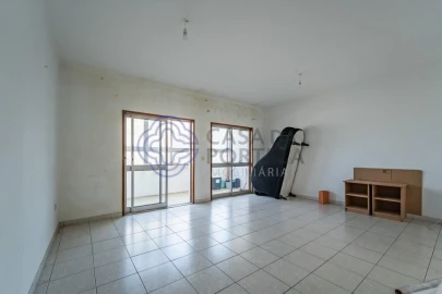 Apartamento T3 para Venda em Póvoa de Varzim, Beiriz e Argivai