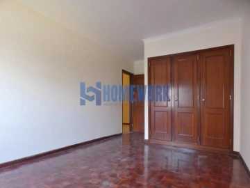Apartamento T2 para Venda em Algueirão-Mem Martins