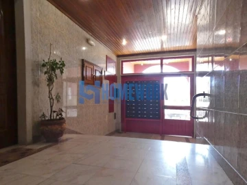 Apartamento T2 para Venda em Algueirão-Mem Martins