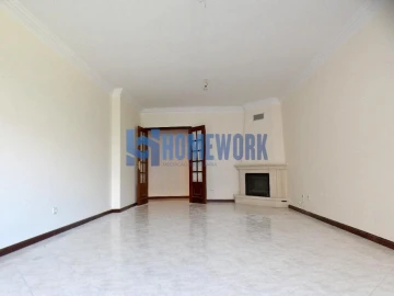 Apartamento T2 para Venda em Algueirão-Mem Martins