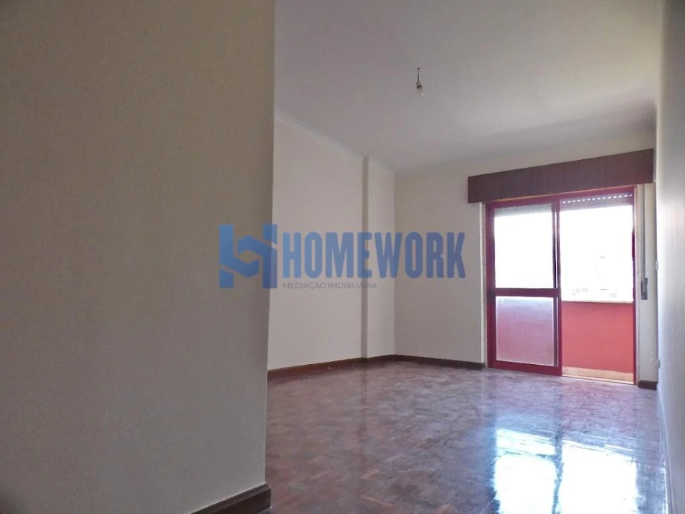 Apartamento T2 para Venda em Algueirão-Mem Martins Foto 15