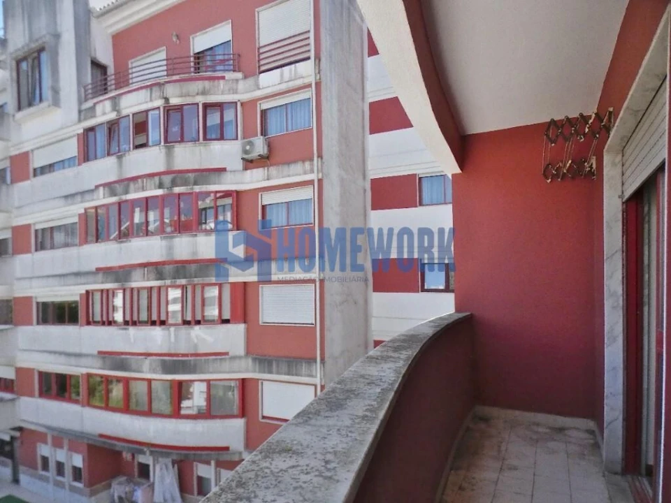 Apartamento T2 para Venda em Algueirão-Mem Martins Foto 16