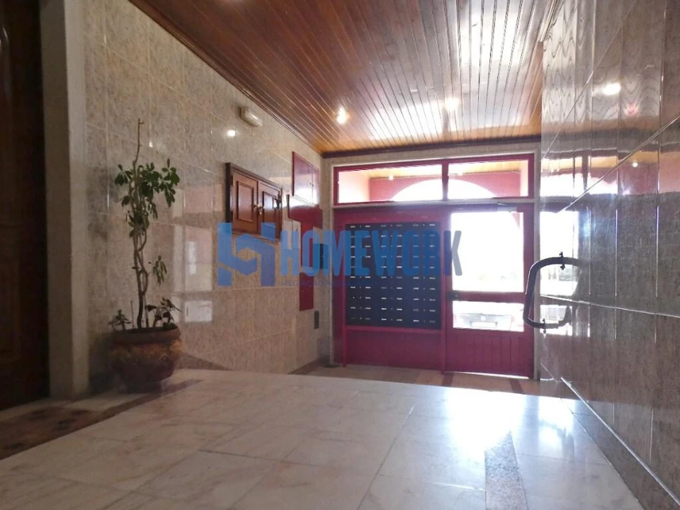 Apartamento T2 para Venda em Algueirão-Mem Martins Foto 26