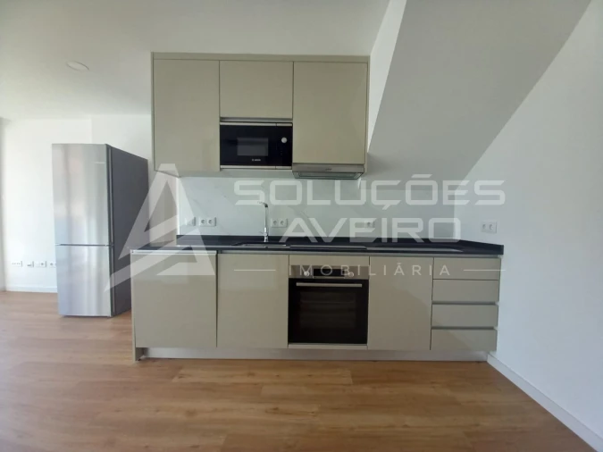 Apartamento T2 para Venda em Glória e Vera Cruz Foto 2