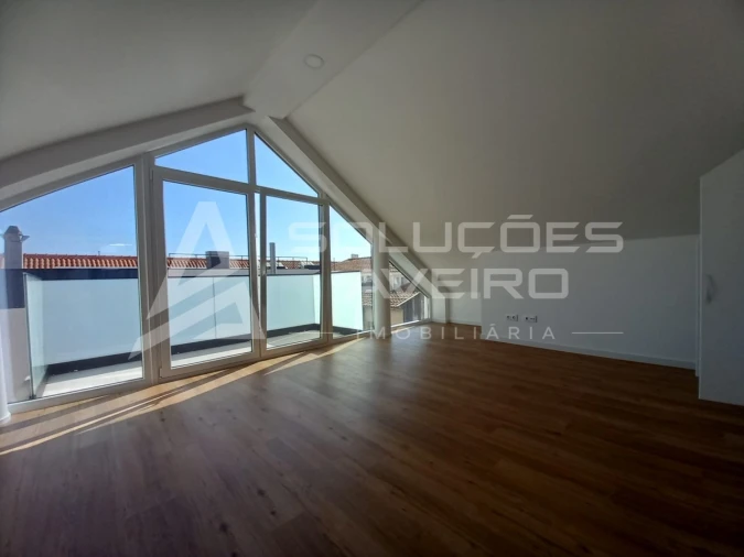 Apartamento T2 para Venda em Glória e Vera Cruz Foto 8