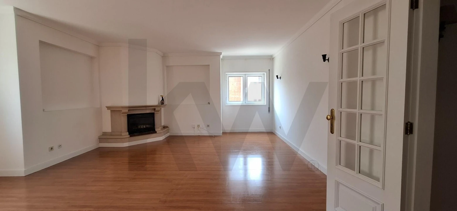 Apartamento T2 para Venda em Requeixo, Nossa Senhora de Fátima e Nariz Foto 1