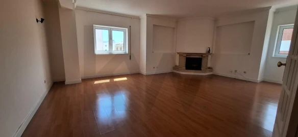 Apartamento T2 para Venda em Requeixo, Nossa Senhora de Fátima e Nariz